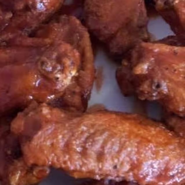 Chicken Wings (100 Pieces).